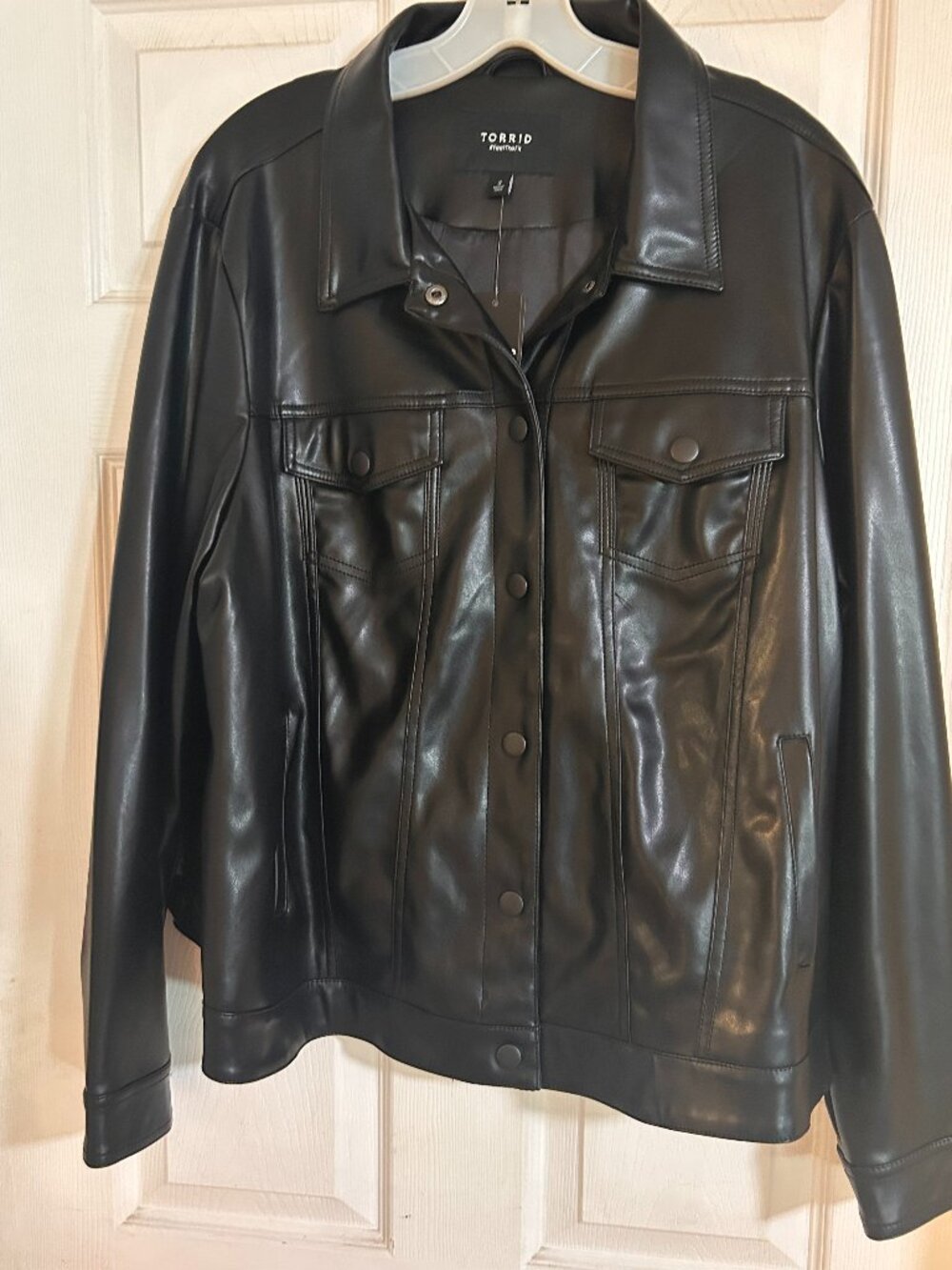 Torrid Faux Leather Trucker Jacket NWT – Size 4 (Fits 3X/4X) – Deep Black Modern